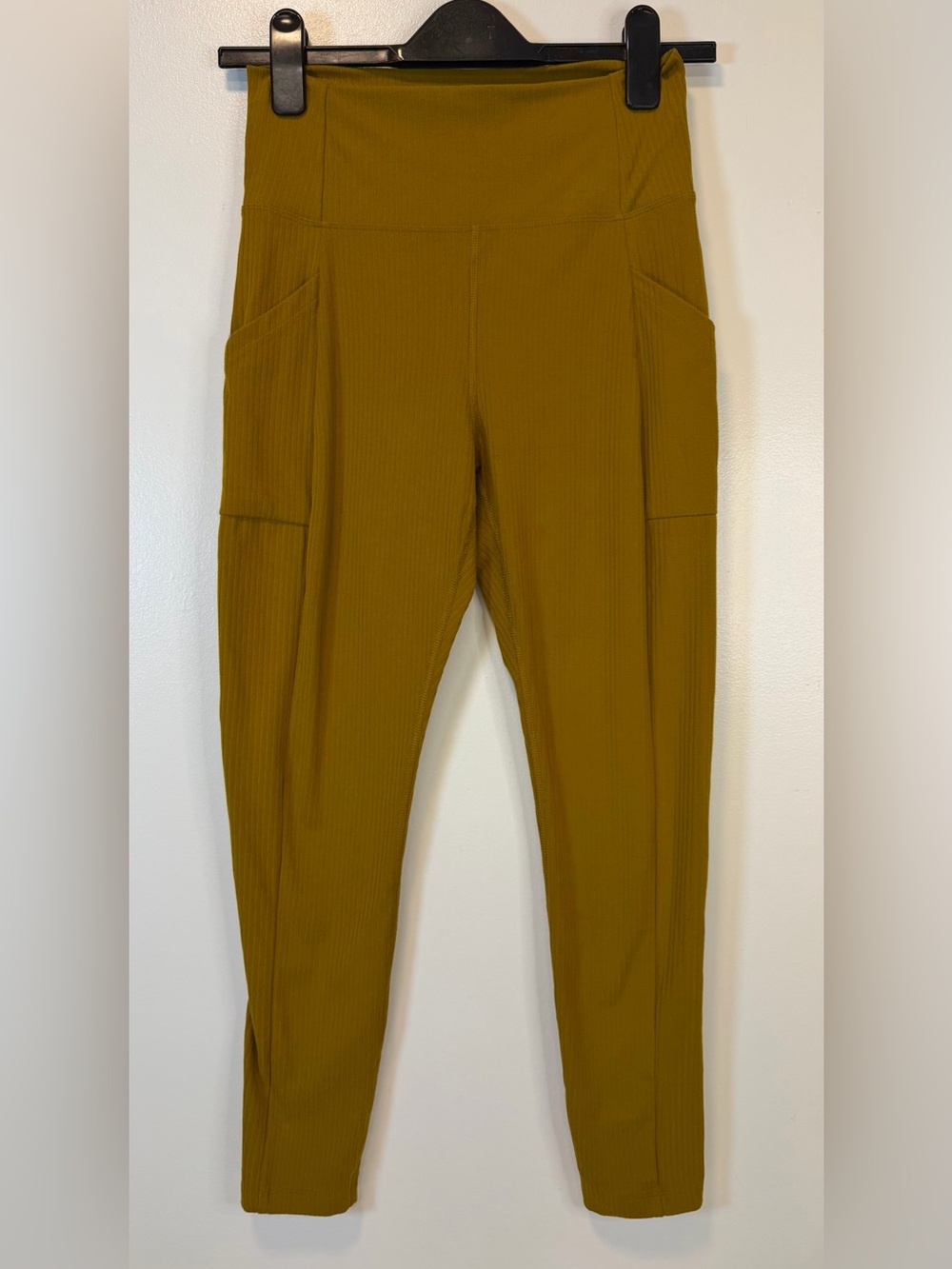 REI Co-Op Active Pursuits 7/8 Ribbed Tights Mustard Yellow Women's Medium